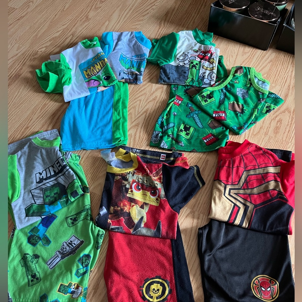 Boys 5 pair pajamas